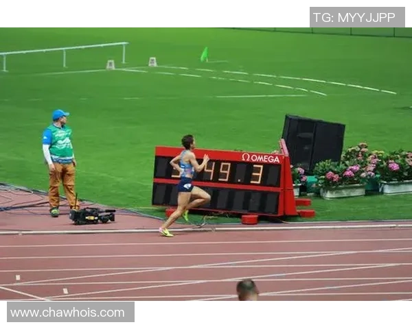 上海羽毛球队在钻石联赛中的灵活性展现与战术分析